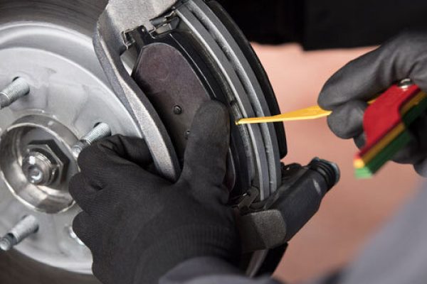 Car Brake Pads Service in Abu Dhabi