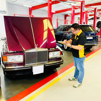 Classic Rolls Royce Repair and Restoration Service in Abu Dhabi