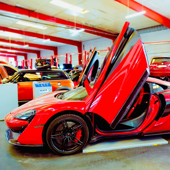 McLaren Interval Service in Abu Dhabi