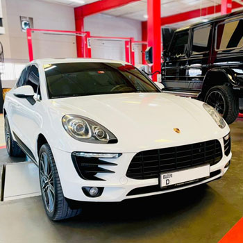 Porsche Interval Service in Abu Dhabi