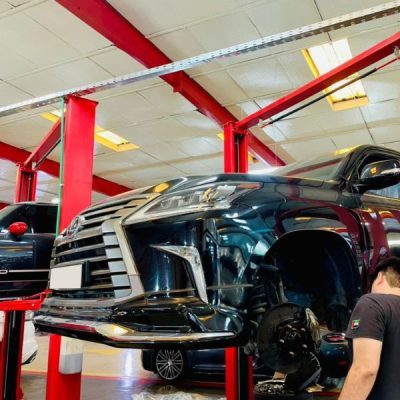 Front-brakes-pad-change-services-400x400