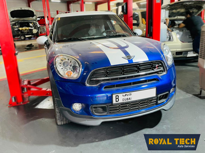 Mini-Cooper-Engine-Oil-Change-Service