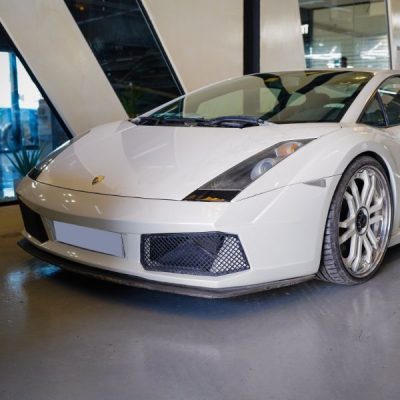 white-lamborghini-detailing-service-abu-dhabi-400x400 white-lamborghini-detailing-service-abu-dhabi-400x400
