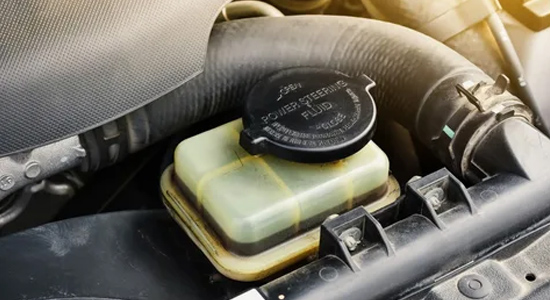 Checking-power-steering-fluid-(if-applicable)