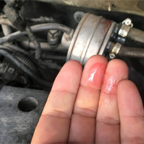Leaks-in-hoses-or-seals-1