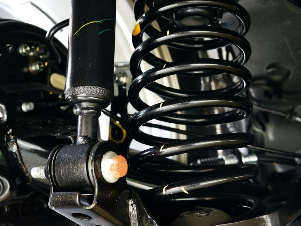 Shock Absorber Replacement in Dubai